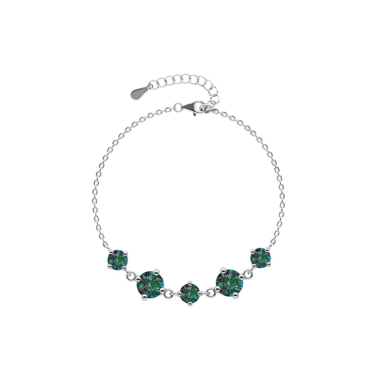 Heart motif bracelet in a variety of colors