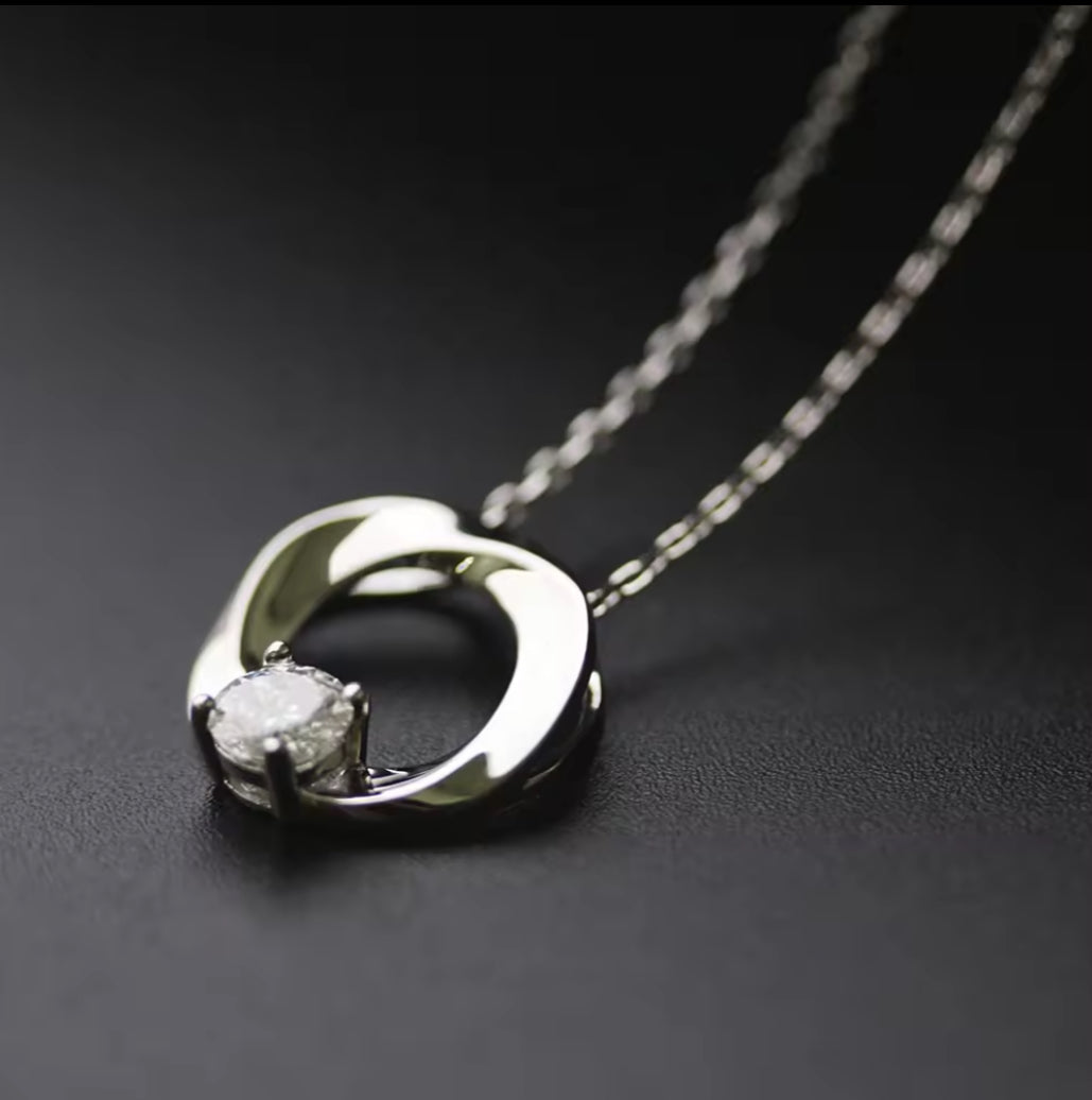 Circle Plate Necklace