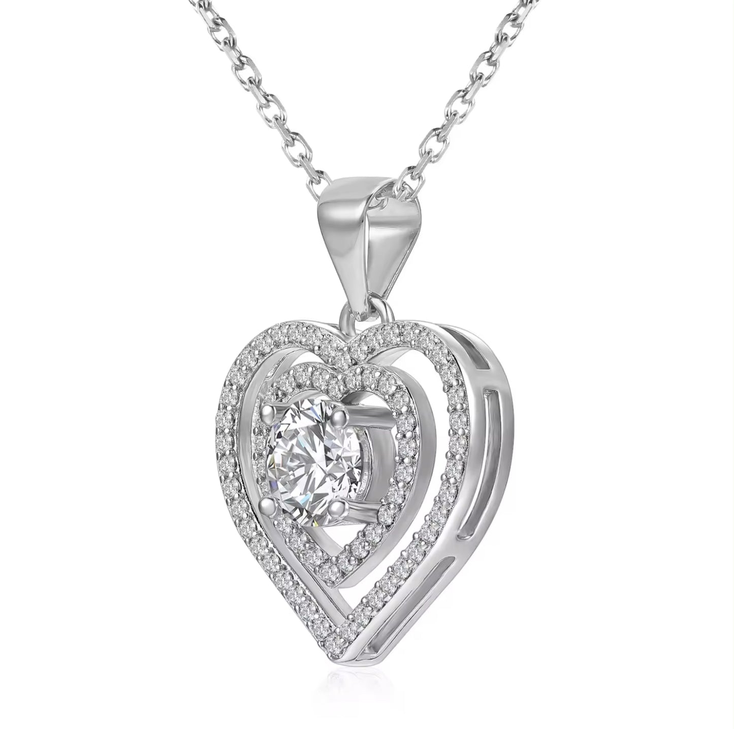 Heart motif necklace