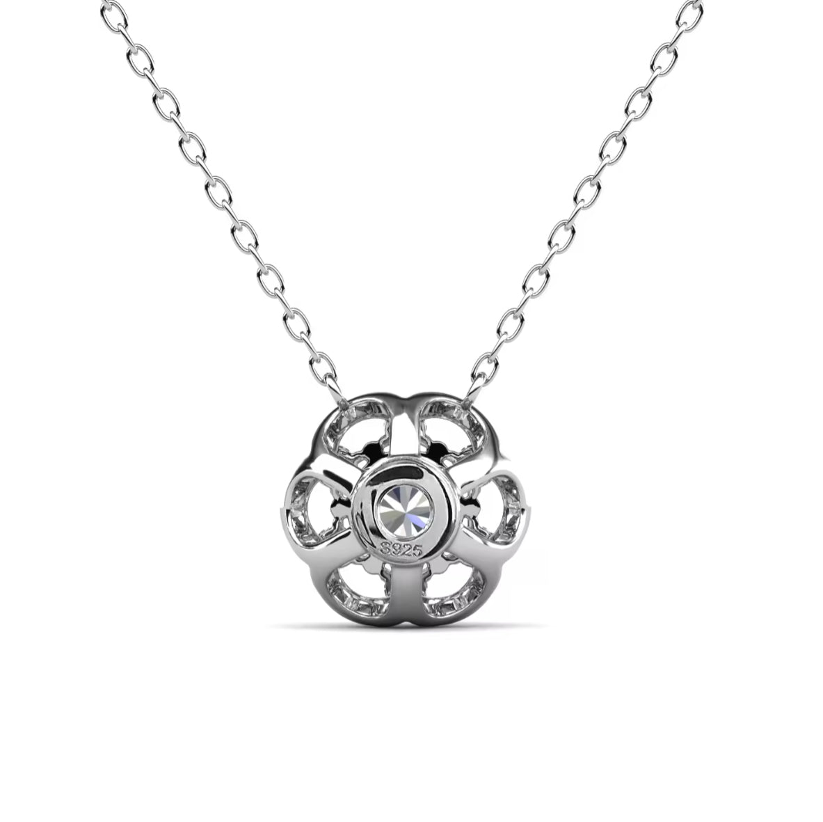 Flower motif necklace