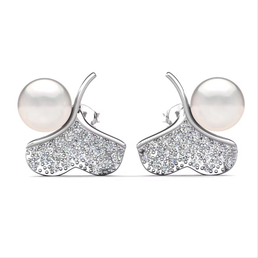 Leaf motif pearl earrings