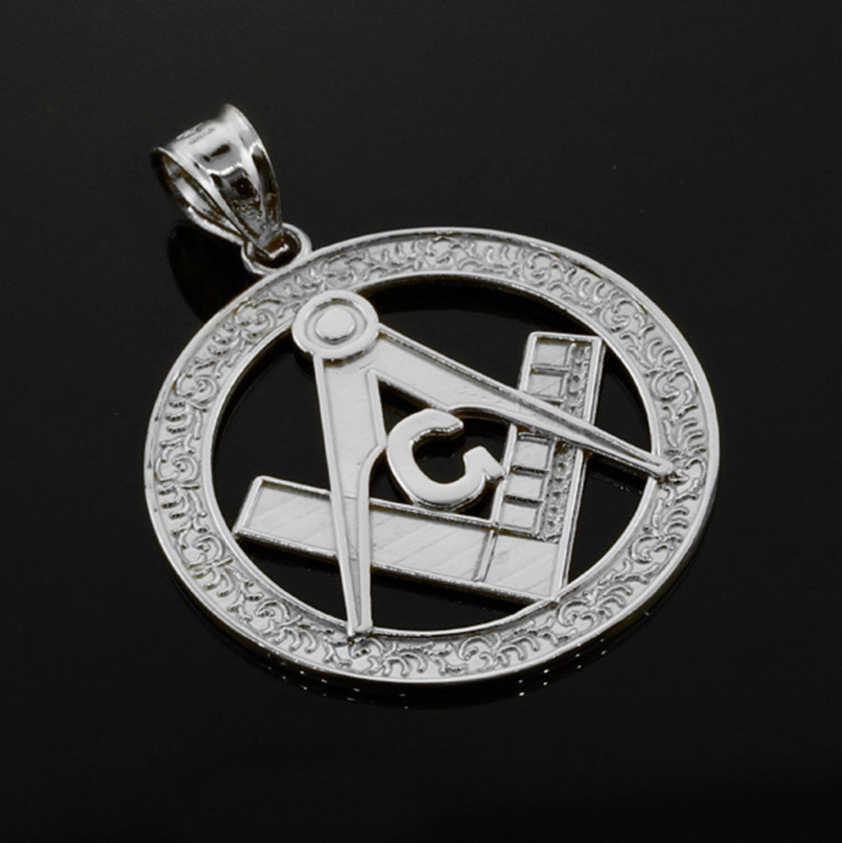925 Sterling Silver Freemason Square & Compass Round Filigree Pendant